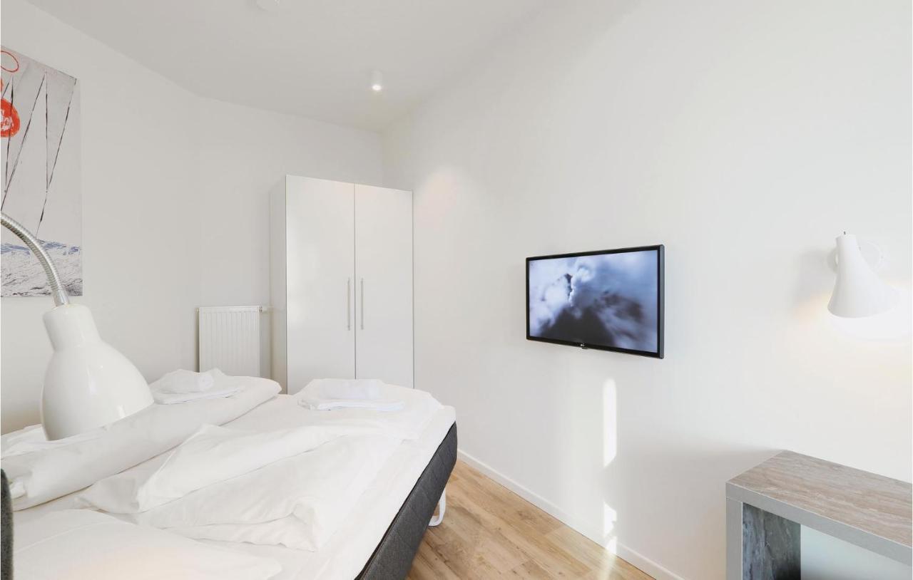 Cozy Apartment In Luebeck Travemuende With Sauna Exteriör bild